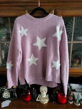 Relaxed Soft Fuzzy Pink Star Crewneck Sweater - White Stars